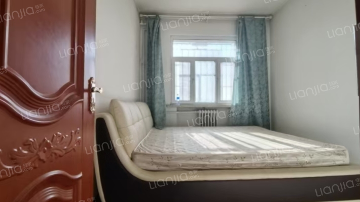 南北通透板楼 公摊小 证满税低-卧室A