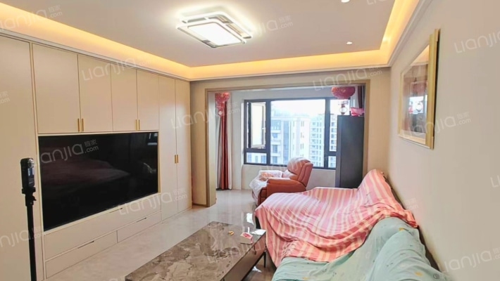 中梁东阳府二手房实景图