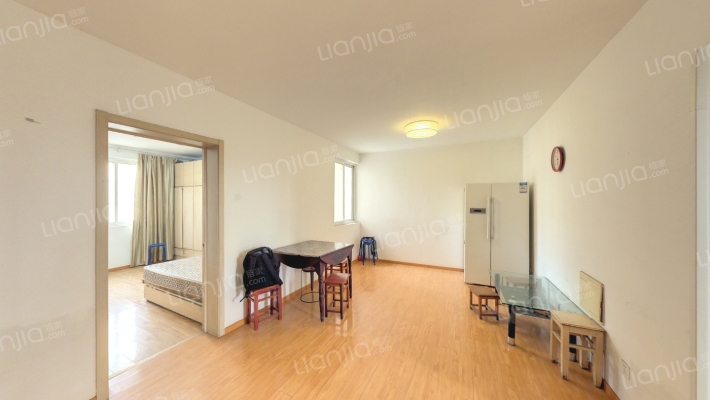 江畔人家怡江苑二手房实景图