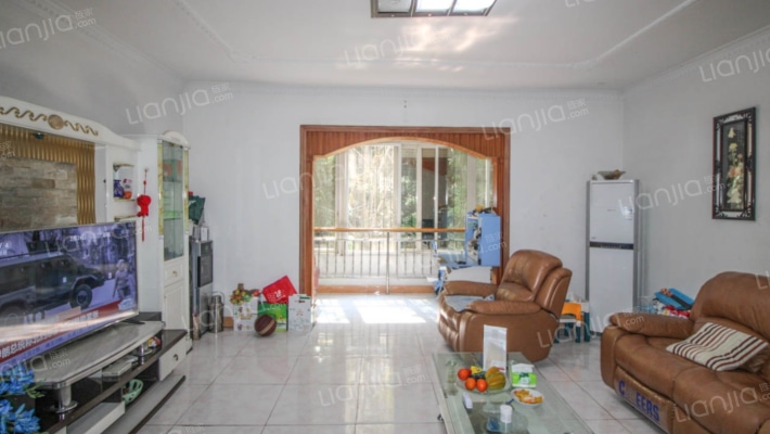 金沙江大道中段45号二手房实景图