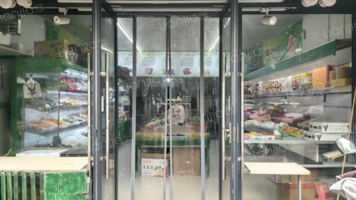 伞城大道二手房实景图