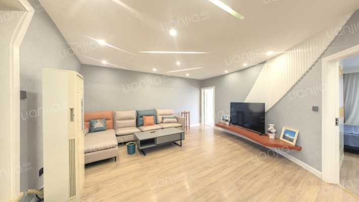 爱丁堡二手房实景图