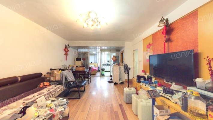 泰馨公寓二手房实景图