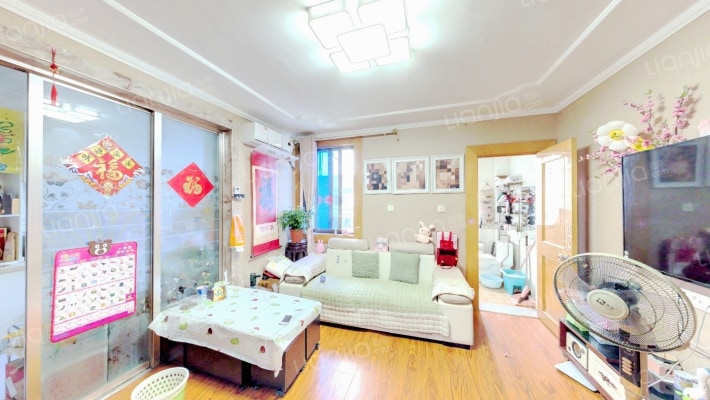 天鹤三村二手房实景图