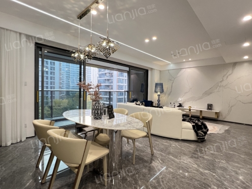 整租·融创壹号院二期 4室2厅 东南