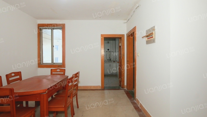 汇通家电城五区二手房实景图