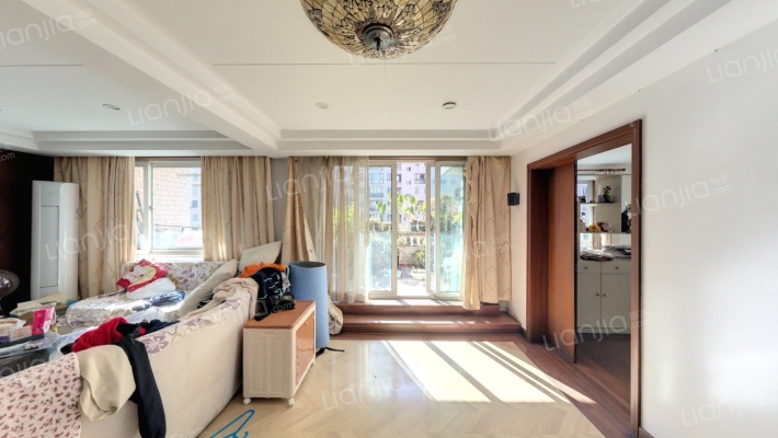 沙田新苑二手房实景图