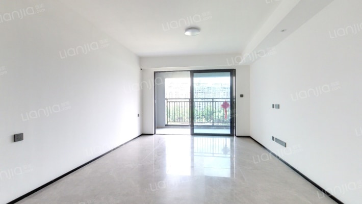 轨道万科悦府二手房实景图