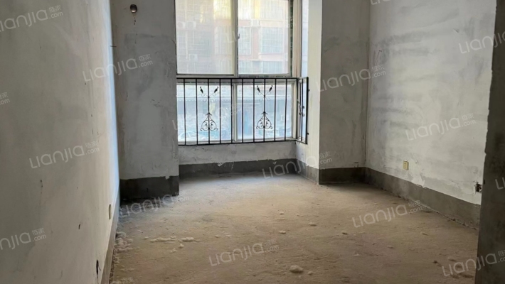 德信公园旁 毛坯房双卫三居 中间楼层 生活设施齐全-卧室B