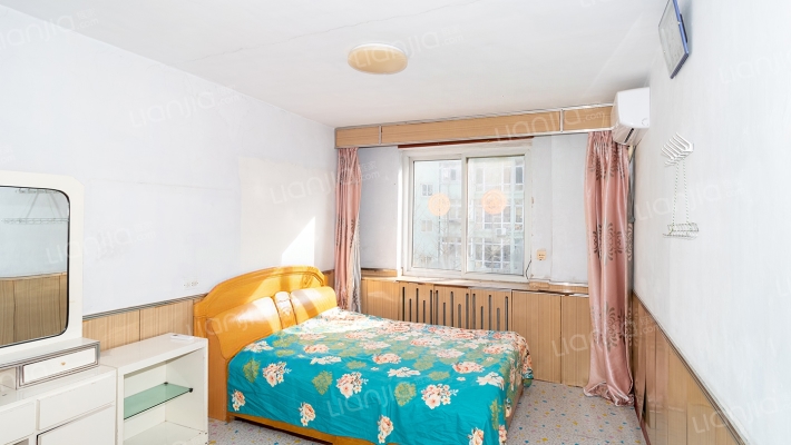 滨江小区二手房实景图