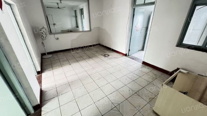 公路小区二手房实景图