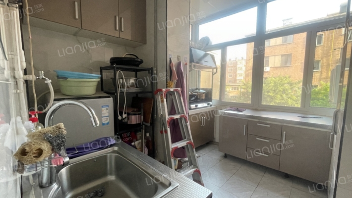范阳路 铁道部建厂局 中间楼层 全阳两居-厨房