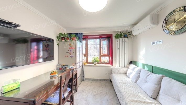 东罗圈胡同11号院二手房实景图