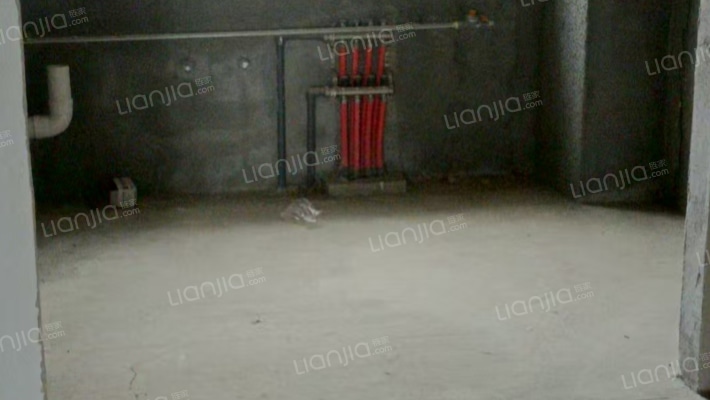 一线河景美宅，标准现房，即买即住-厨房