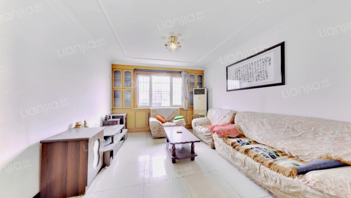 常泰里荣馨园二手房实景图