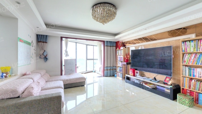 西城岚湾花苑二手房实景图