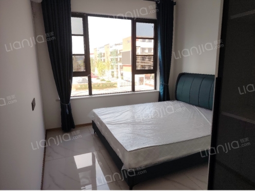 整租·鸿通翡翠城·檀府 1室1厅 东南