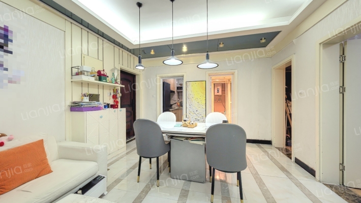 名流人和天地六期二手房实景图