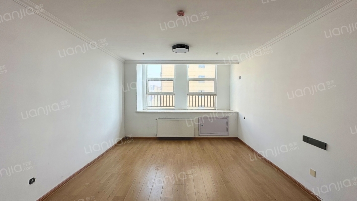 新兴悦达广场二手房实景图