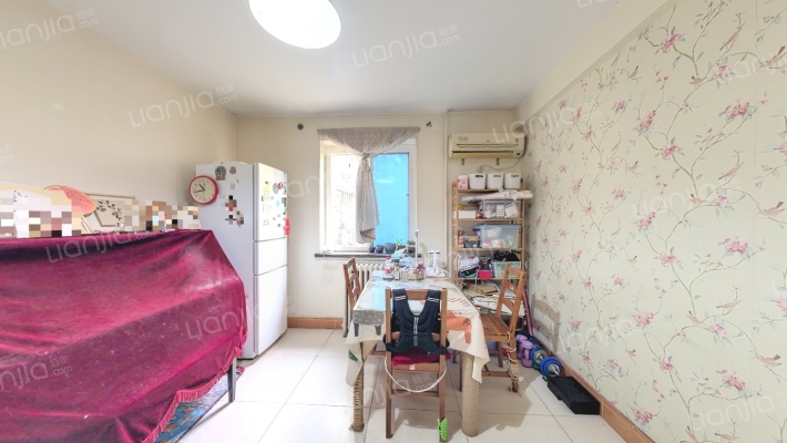 新德街35号院二手房实景图