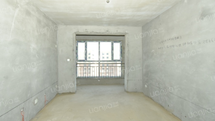 天保新城东区二手房实景图