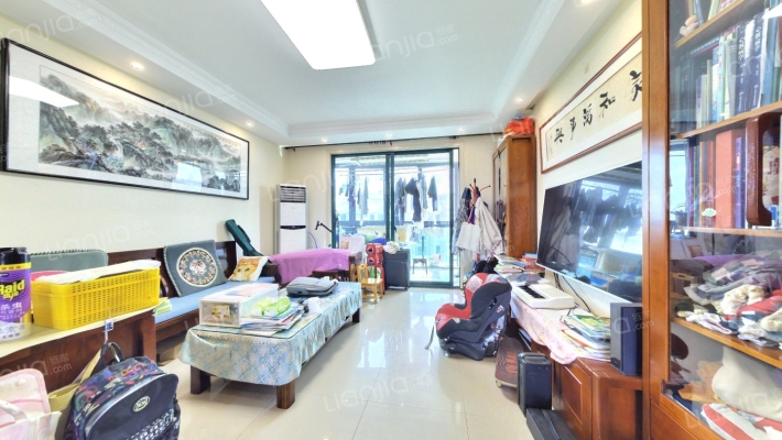三春汇秀苑二手房实景图