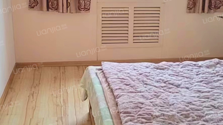 南北通透，中间楼层。业主急售。-卧室B