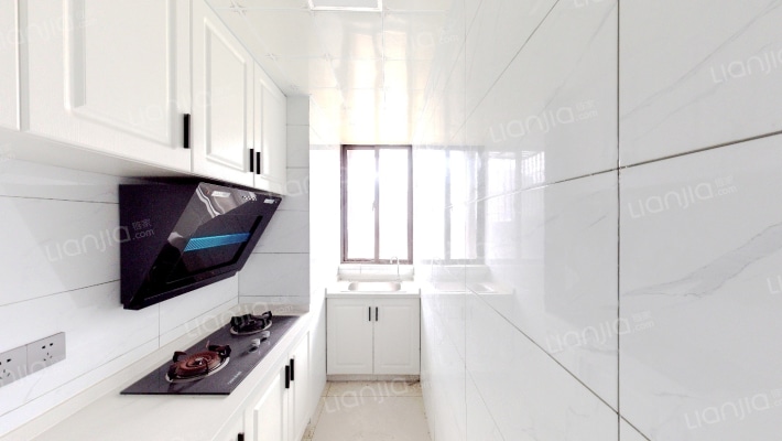 国际车城精致装修电梯房拎包入住-厨房