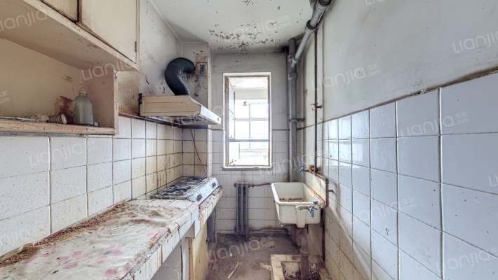 铁道部建厂局家属楼 南北通透两居 满五唯一-厨房