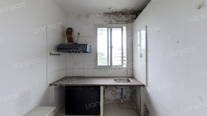海南新村4层  一室一厅  简单装修-厨房