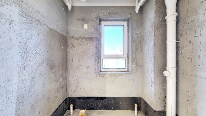 西丁双塔德信御府8号楼中高楼层全天采光-卫生间A