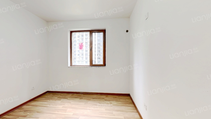 南北通透三居  好户型 毛坯 合适的价格 现房-卧室A