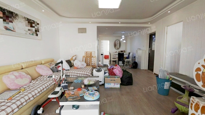 永济路凯旋门南北通透三居，证满五唯一，税费低-客厅