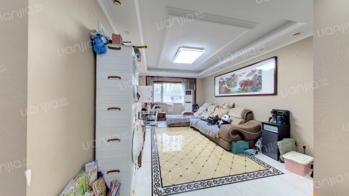 带30平米露台  南北通透精装三居-客厅