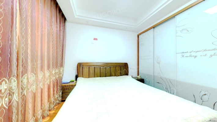 中南锦城   99平精装两房一卫   业主诚意出售-卧室B