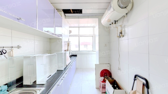 生活配套成熟交通便利槐林新村南北通透三居总价低-厨房