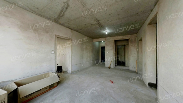 温莎假日两居室，交通便利，地理位置得天独厚。-客厅