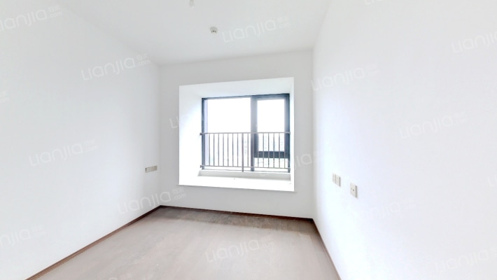 印江州三期精装修住房，业主诚心出售，视野很好-卧室C