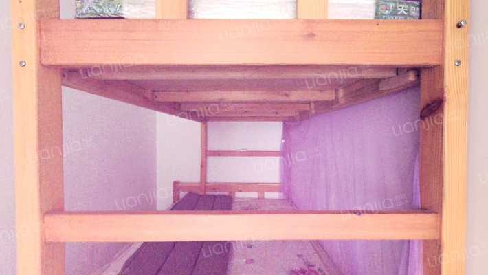 开发区  惠友钻石广场  全南两居室 有装修-卧室C