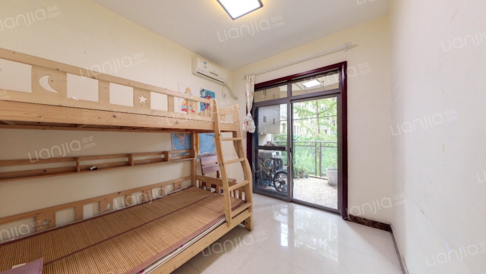 锦绣城小4房户型，业主安心出售，大家多多带看-卧室D