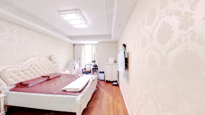 锦城1期，满五唯一精装修，上海南，配套齐全生活便利-卧室B