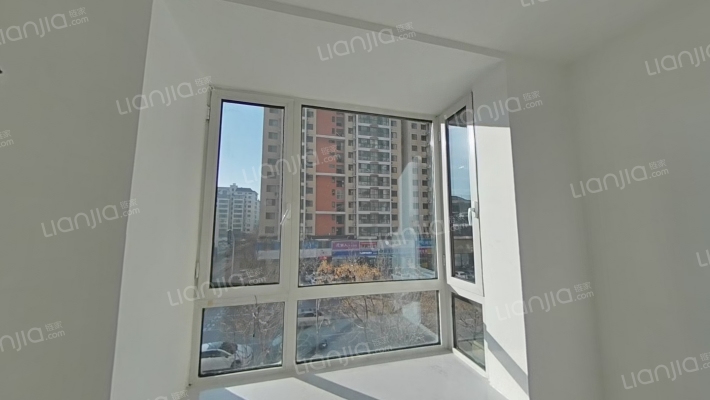 安居东城小面积户型，楼层合适，装修可塑性大-阳台