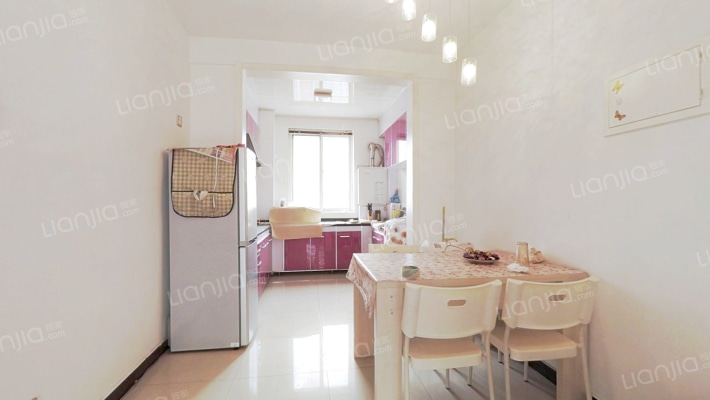 华福佳缘小区 精装修 房本满五唯一 采光好 无遮挡-餐厅