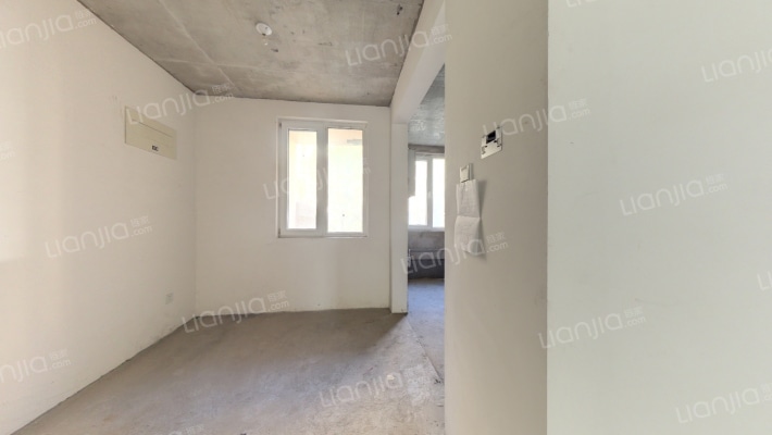 花园小区封闭管理，一梯两户电梯洋房，毛坯房随意装修-餐厅