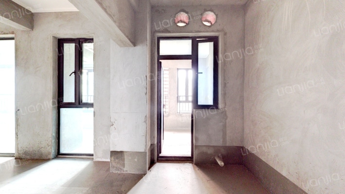 江北区北滨江路的次新现房  单独电梯入户   环境清静-厨房
