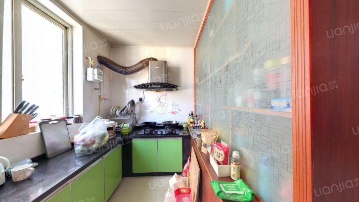 玖隆茂南汇景新城，配套设施齐全，生活便捷-厨房