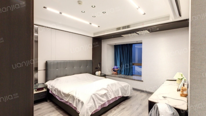 九龙坡区中建品质精装修四房业主诚心出售小区环境优雅-卧室B