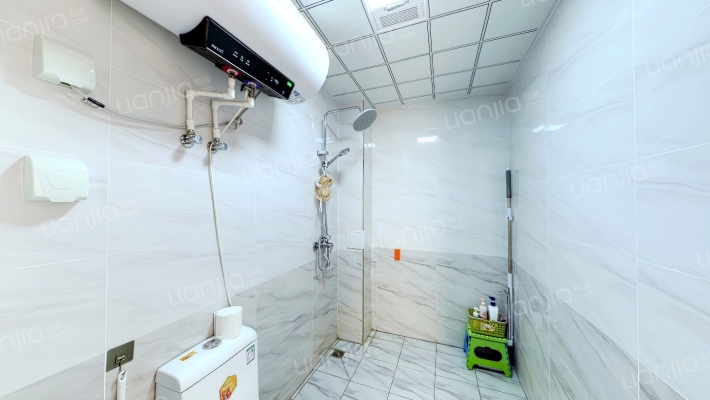 开发区惠友橙园三室两厅双卫精装修拎包入住南北通透-卫生间B