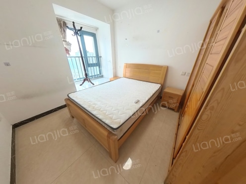 整租·碧水澜天华庭 3室2厅 南