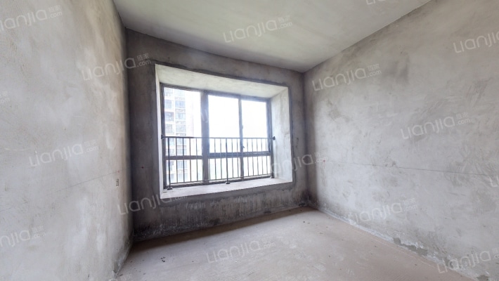 锦尚城毛坯3房，户型方正视野无遮挡，配套成熟-卧室B